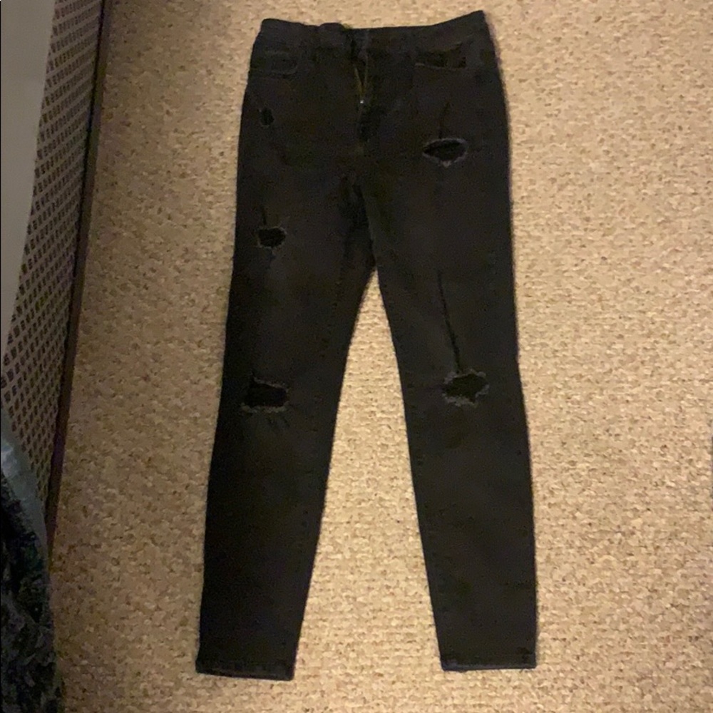 Black ripped jeans high waisted
